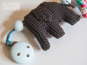 Kinderwagenkette Elefanten im Detail