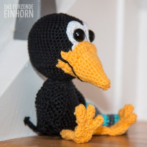 Gehäkelter Rabe Socke
