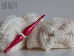 Headpiece-crocheted-with-furls